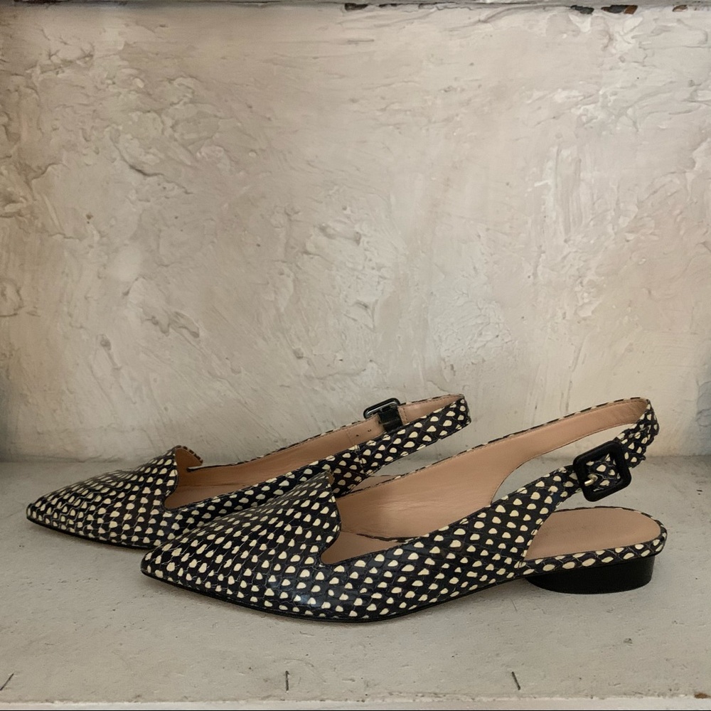 Never worn - Club Monaco Wylee Flat
